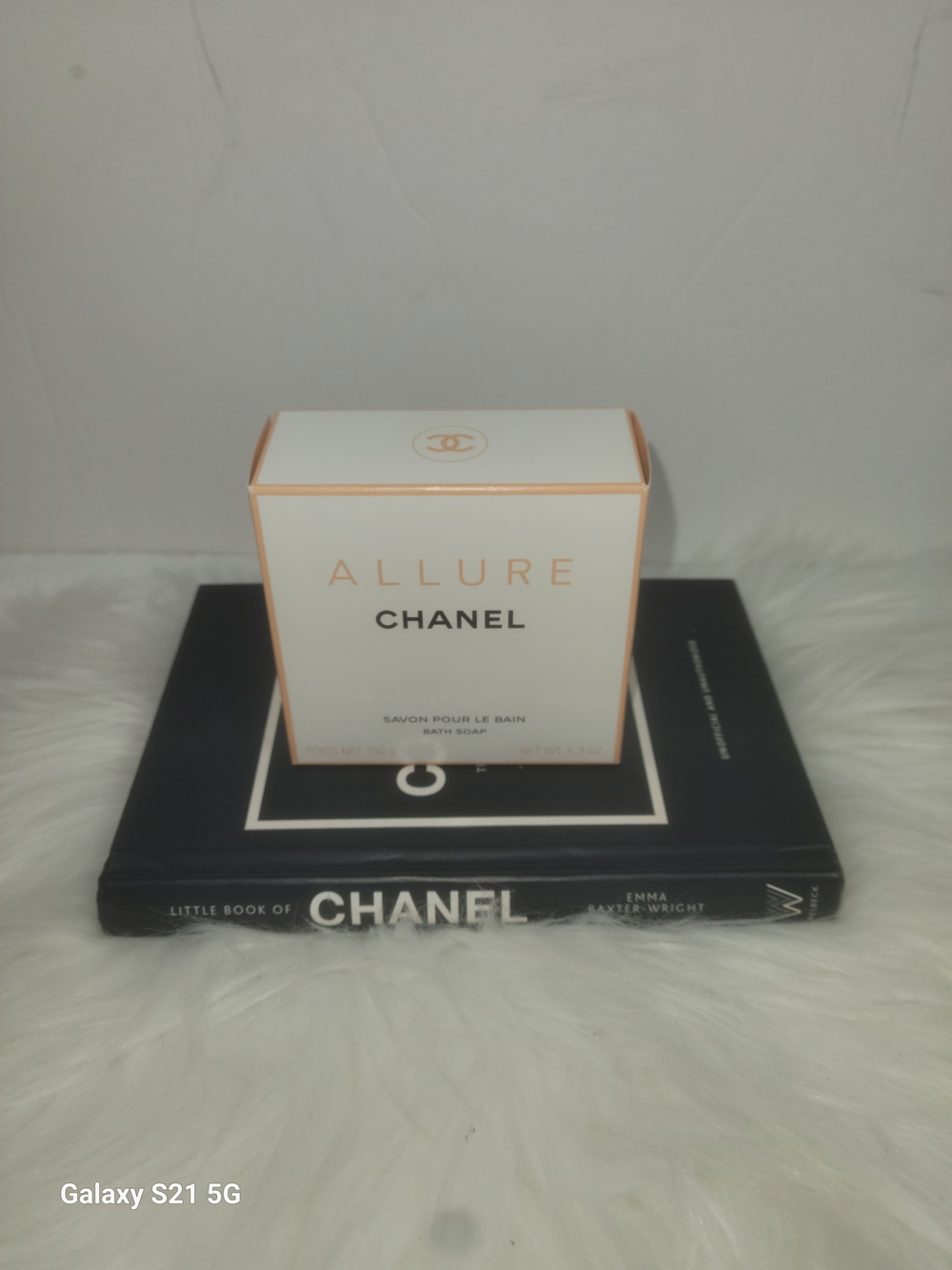 NEW CHANEL Allure Bath Soap - White & Rose Gold Trim